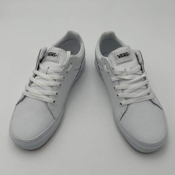 Vans Shoes - Vans Seldan Sneakers Low Top Womens US 8.5 EU 39 NWOB Travel Comfort